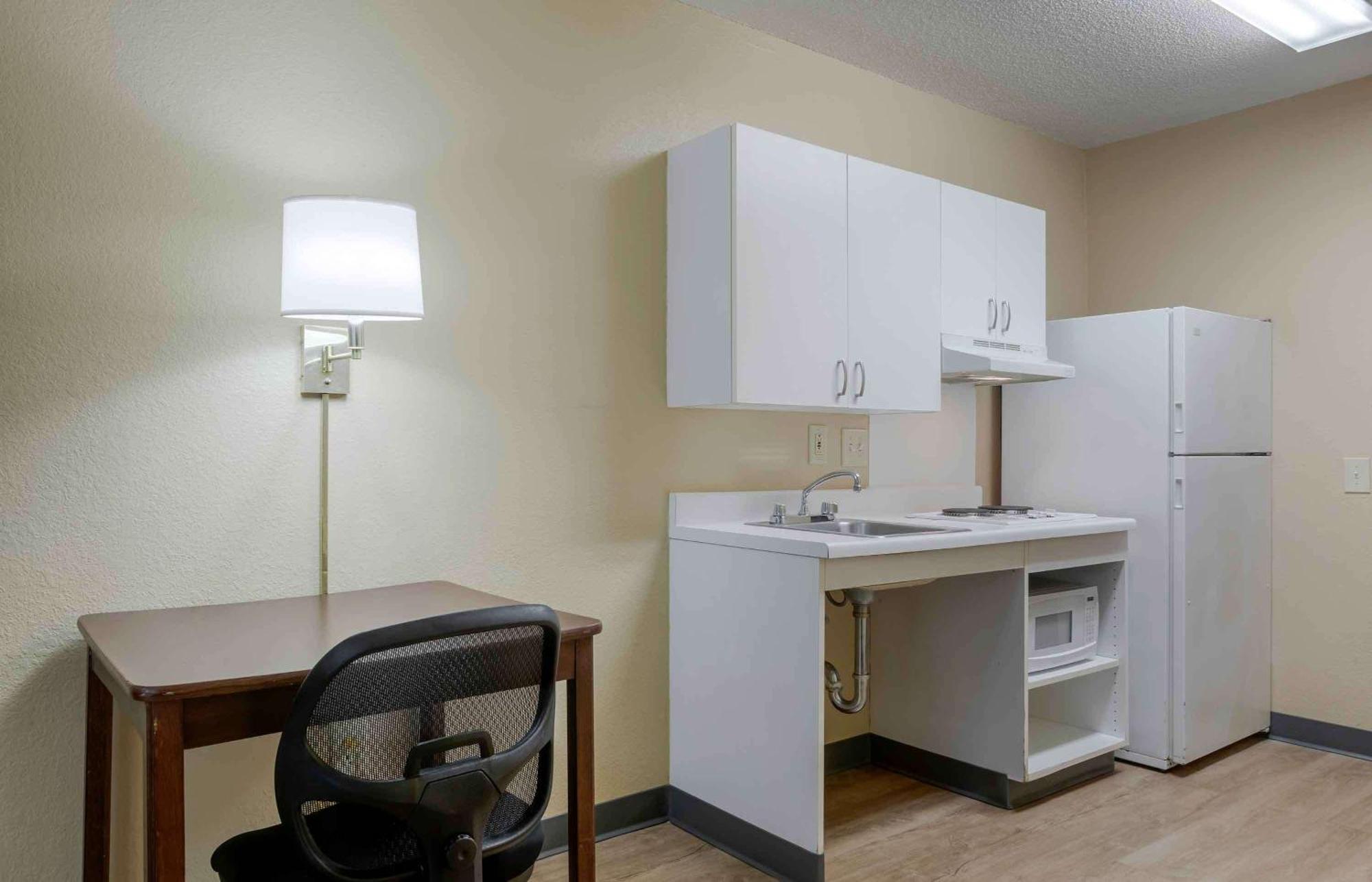 Extended Stay America Select Suites - Orlando - Conven Ctr - Sports Complex Williamsburg Buitenkant foto